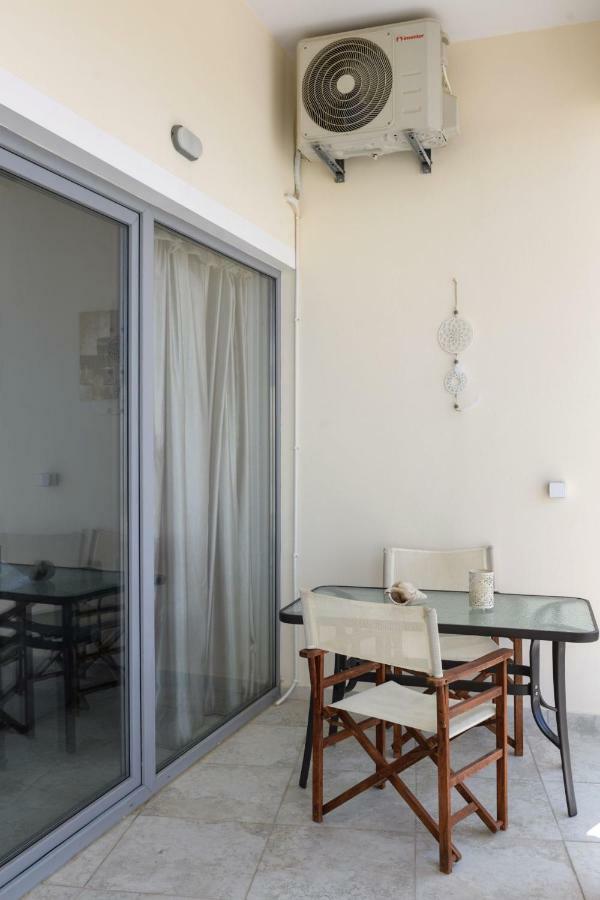 קוקינוס פירגוס Coral Sea Apartment מראה חיצוני תמונה